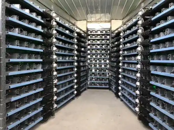 A sustainable mining farm utilizing renewable energy sources